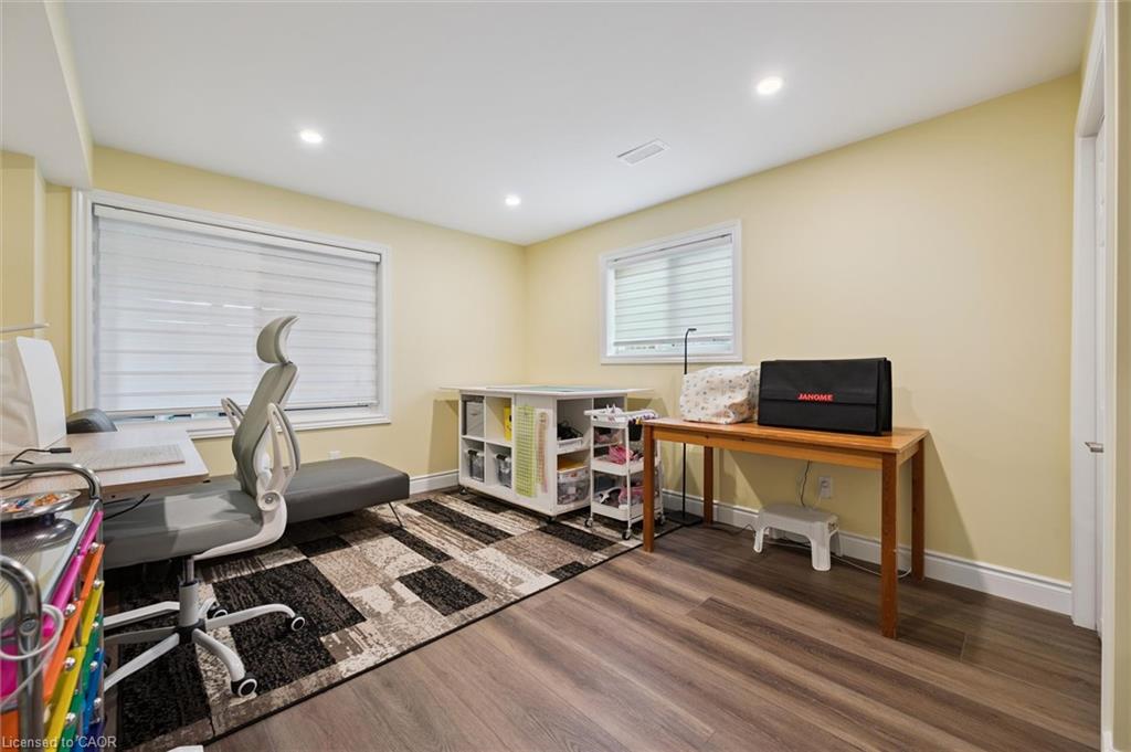 53 Pacific Place Property Photo 33