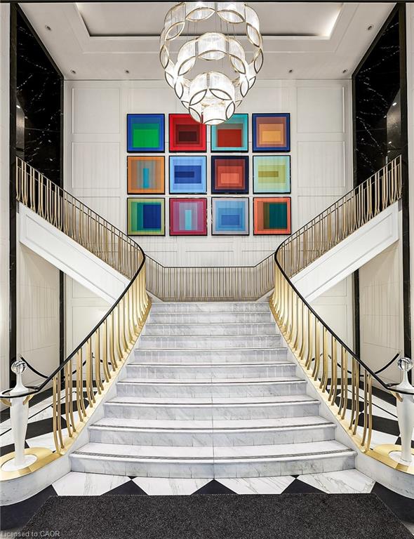 1809-955 Bay Street Property Photo 4