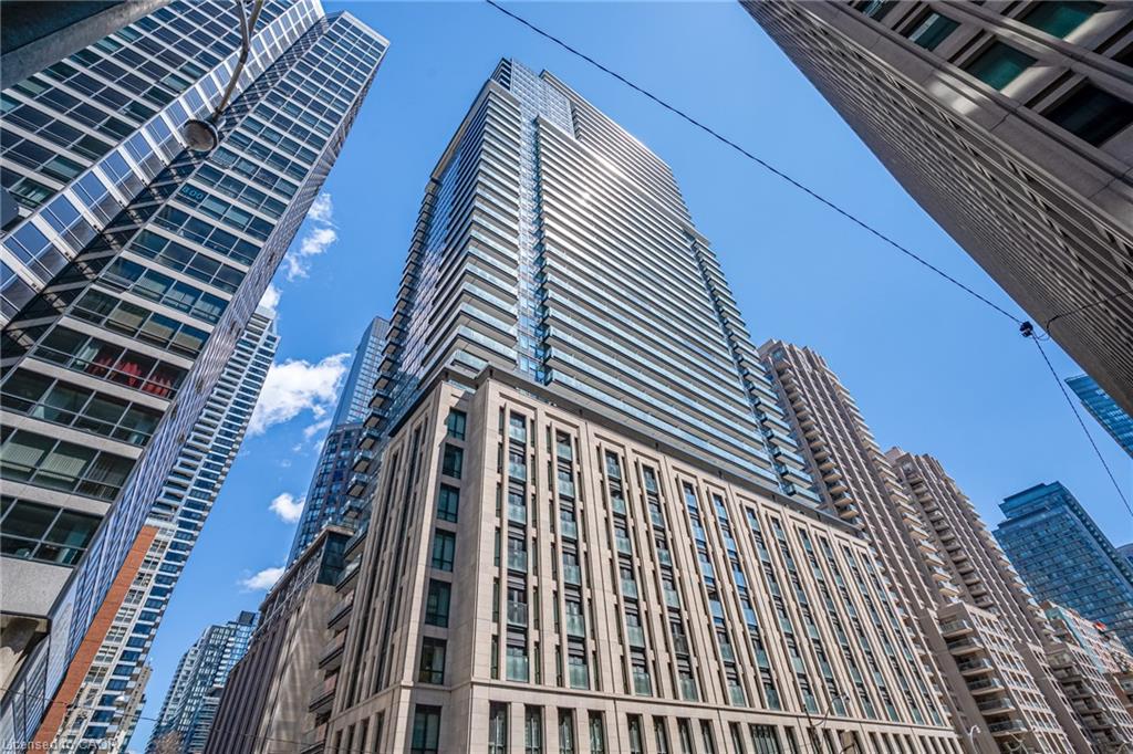 1809-955 Bay Street Property Photo 5