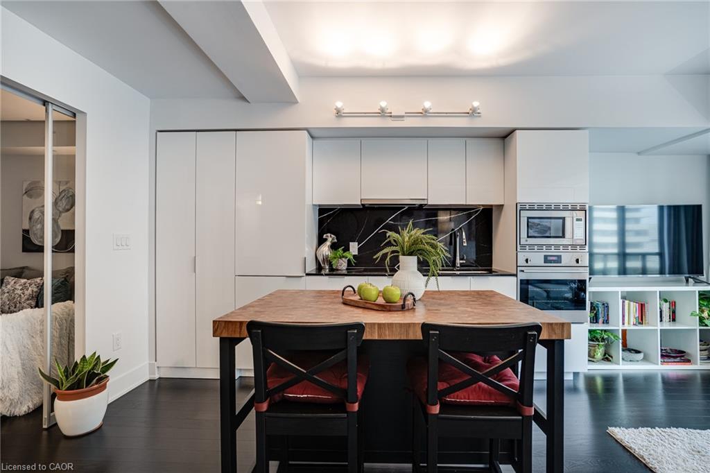 1809-955 Bay Street Property Photo 15