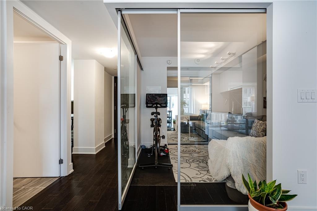 1809-955 Bay Street Property Photo 21