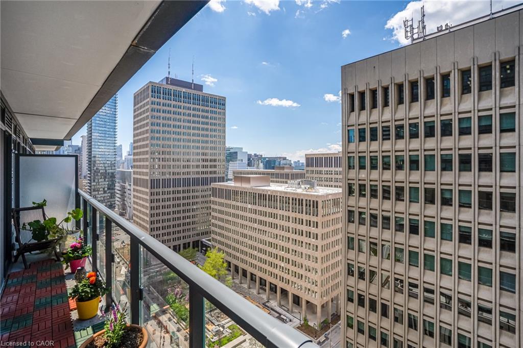 1809-955 Bay Street Property Photo 32