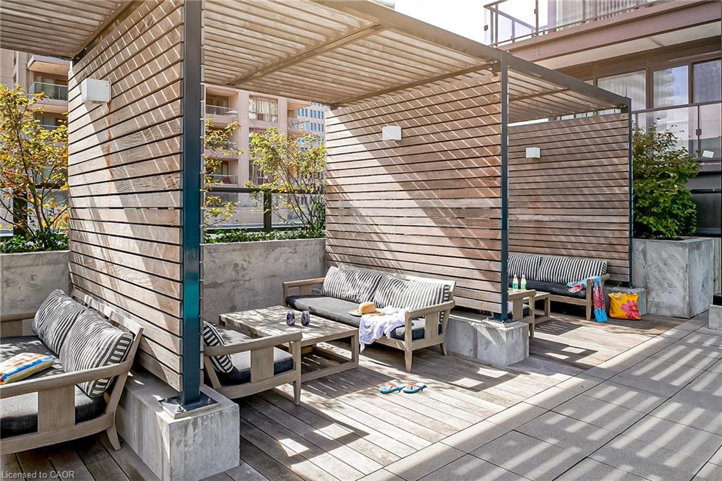 1809-955 Bay Street Property Photo 36