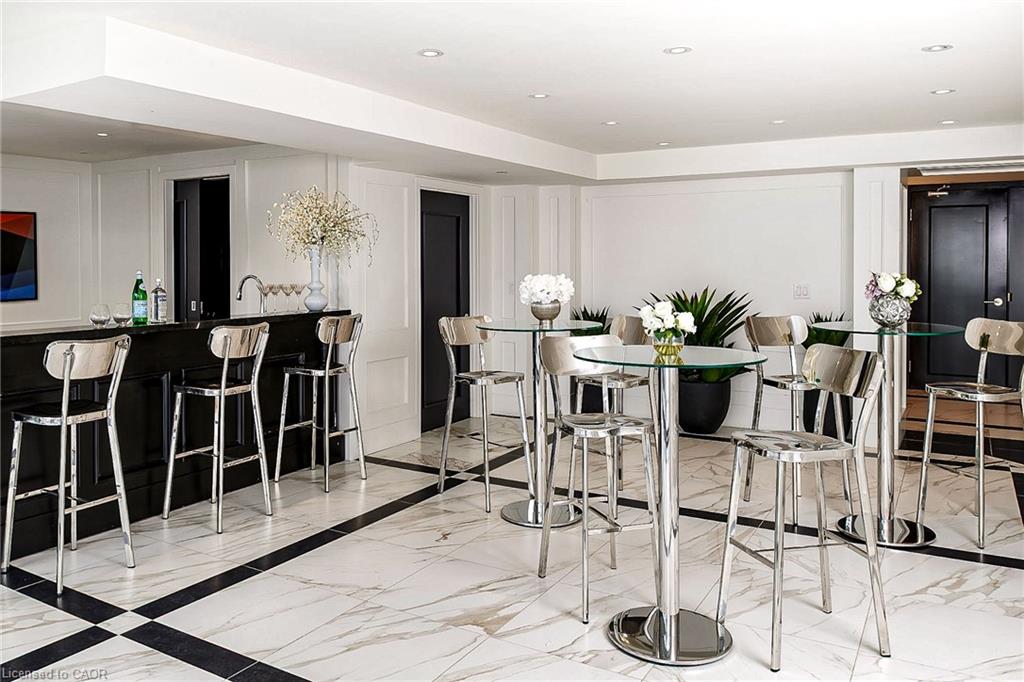 1809-955 Bay Street Property Photo 43