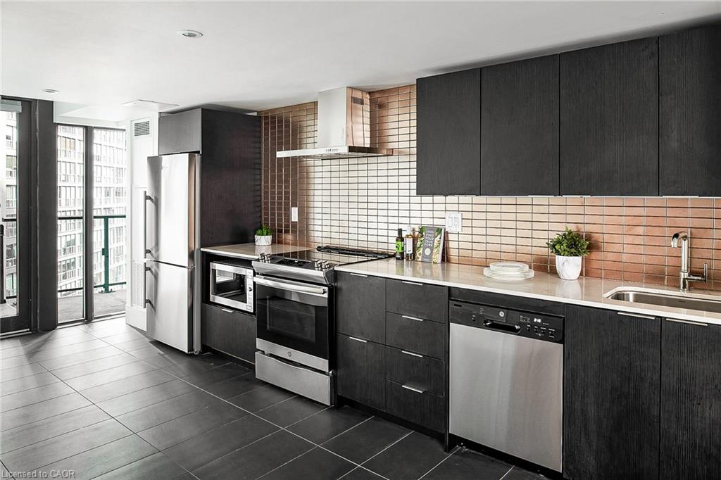 1809-955 Bay Street Property Photo 46