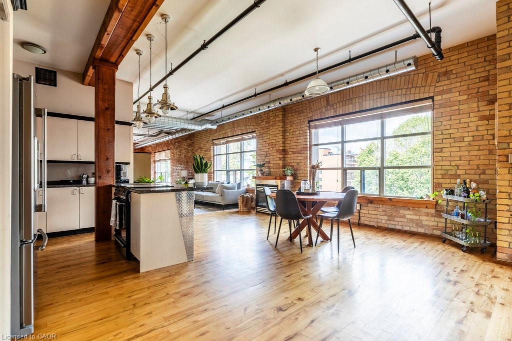 44-36 Margaret Street Property Photo 1