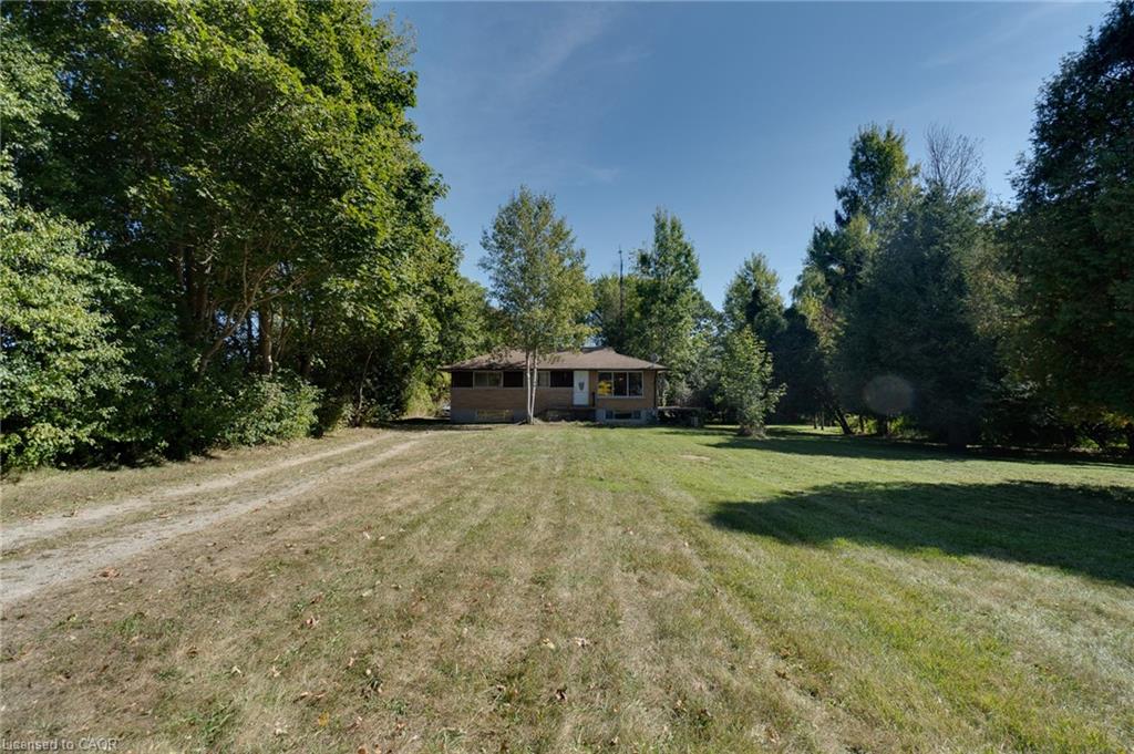 2795 Victoria Street N Property Photo 3