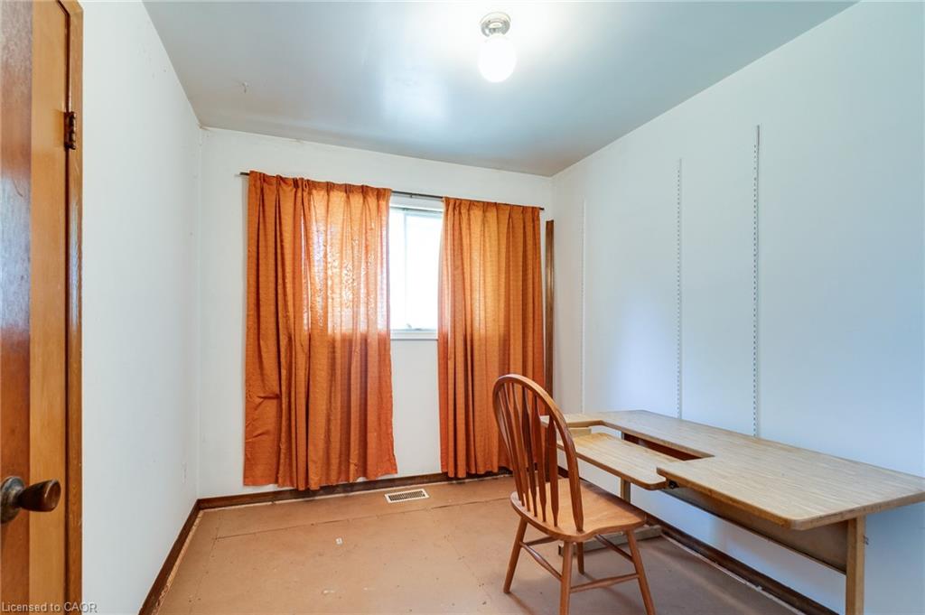 2795 Victoria Street N Property Photo 15