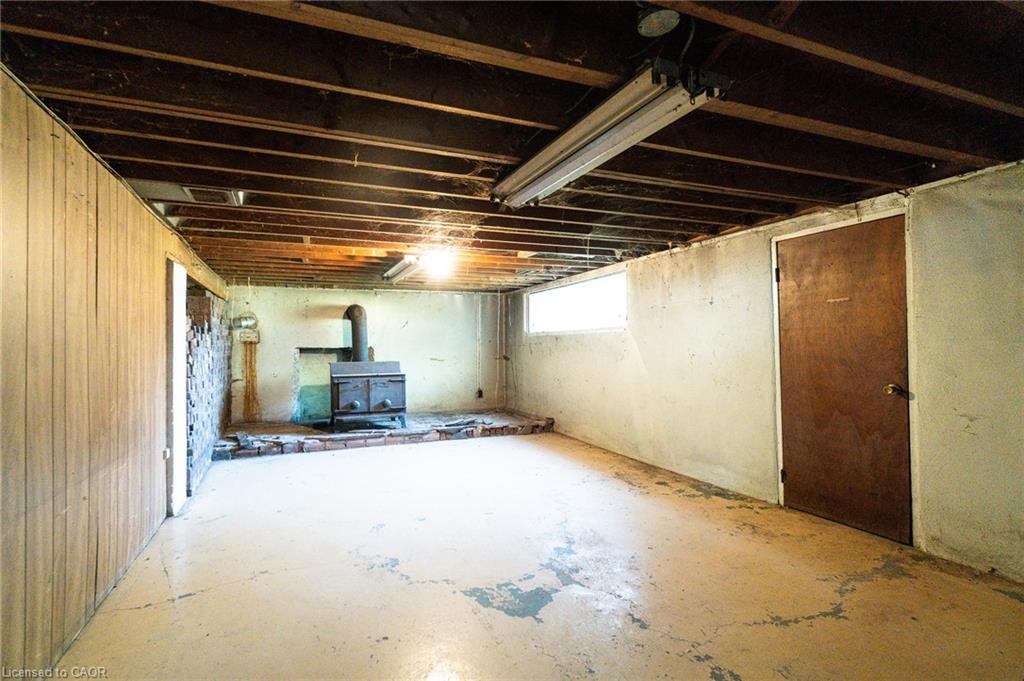 2795 Victoria Street N Property Photo 22