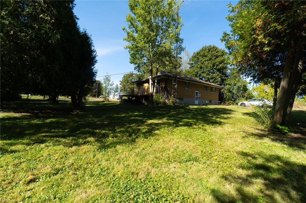 2795 Victoria Street N Property Photo 25