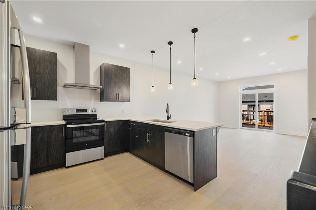 202-12 Washington Street Property Photo 3