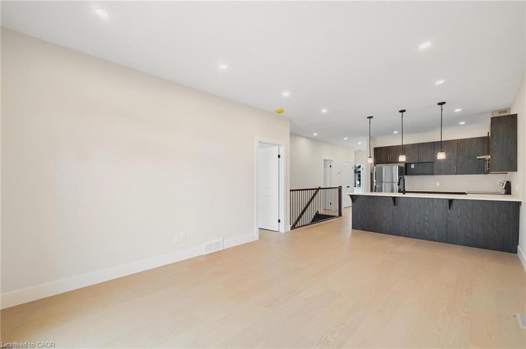 202-12 Washington Street Property Photo 6