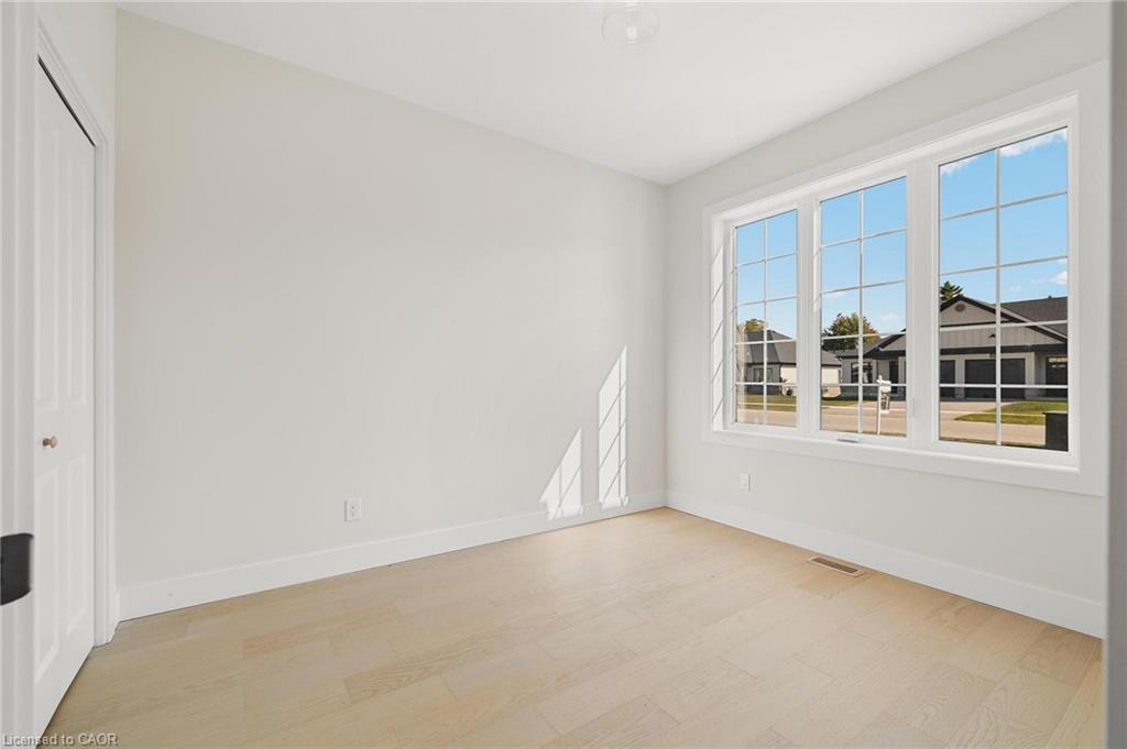 202-12 Washington Street Property Photo 8