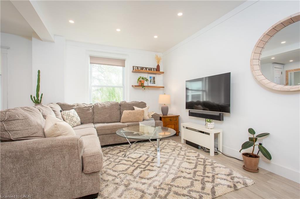 826 Beach Boulevard Property Photo 9