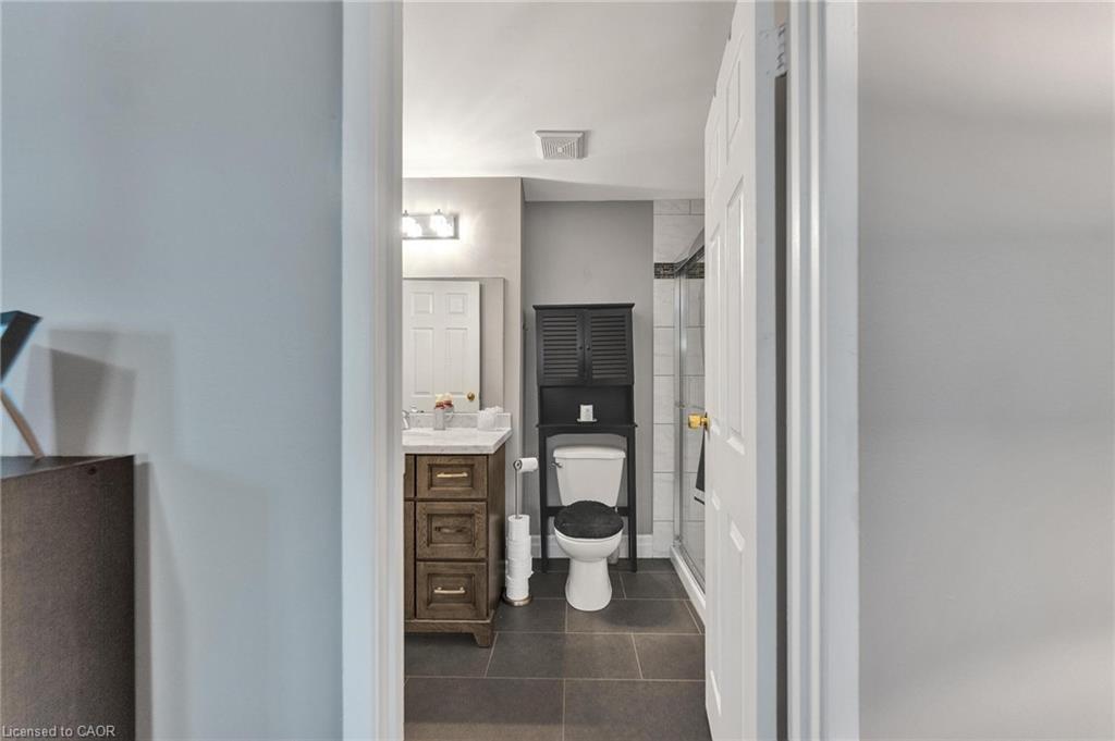 48-860 Rymal Road E Property Photo 22