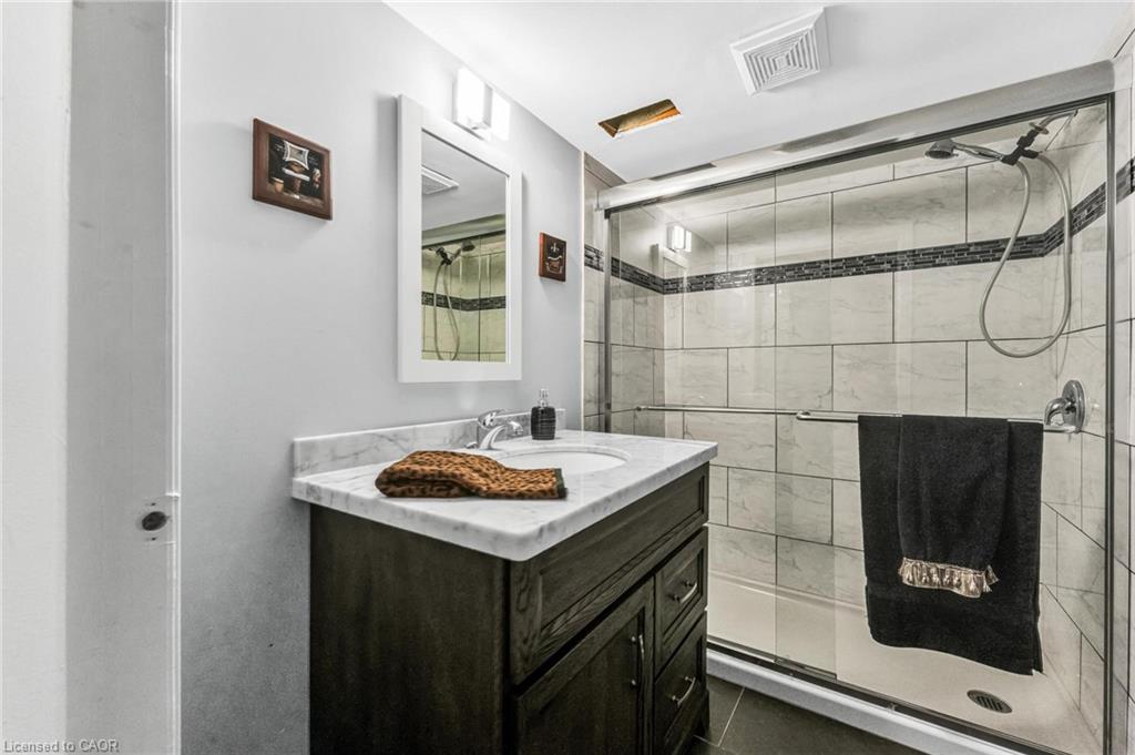 48-860 Rymal Road E Property Photo 32