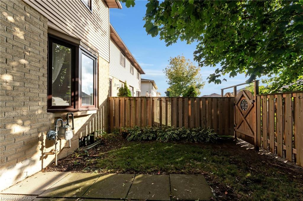 48-860 Rymal Road E Property Photo 42