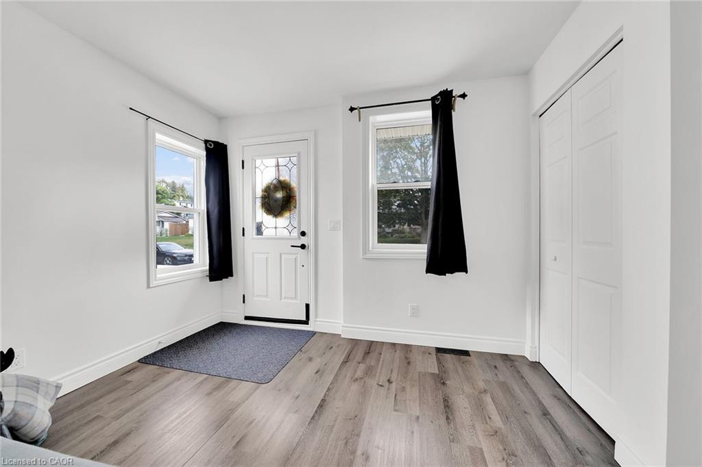 14 Potts Road Property Photo 6