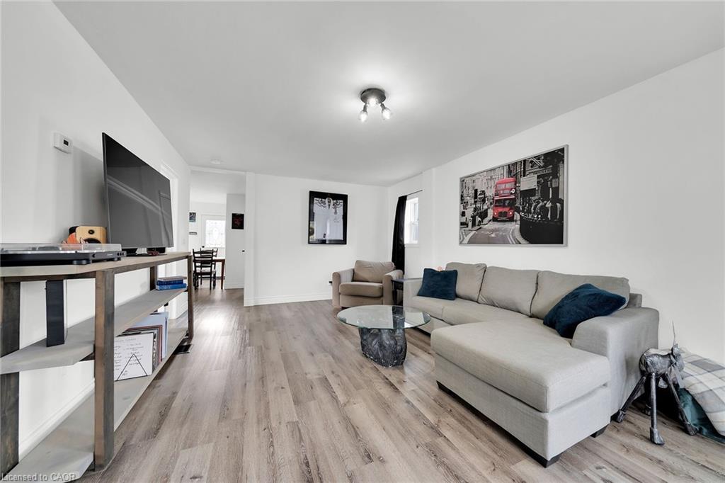 14 Potts Road Property Photo 7