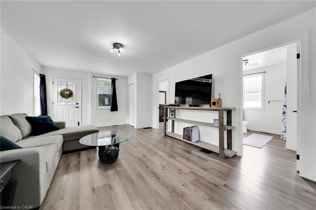 14 Potts Road Property Photo 11