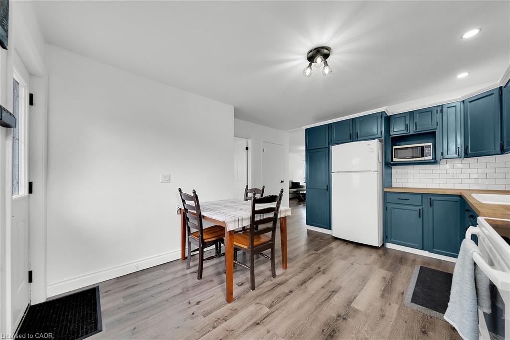 14 Potts Road Property Photo 17