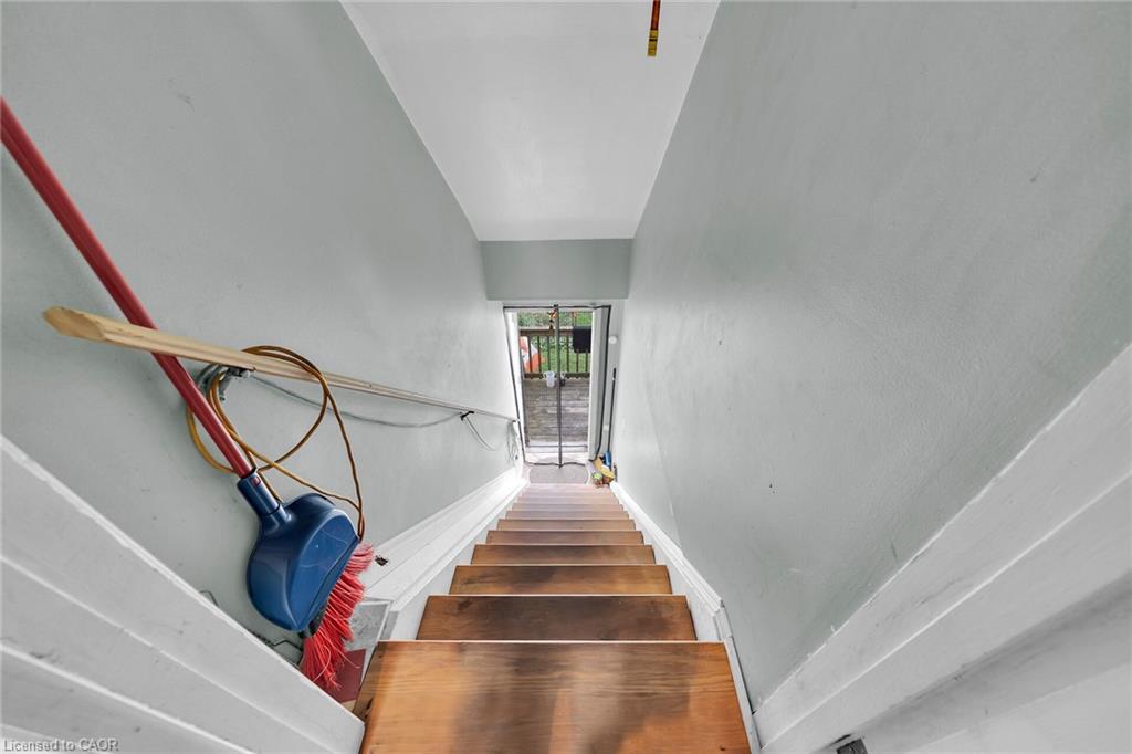 14 Potts Road Property Photo 27