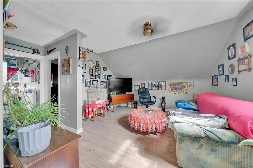 14 Potts Road Property Photo 29