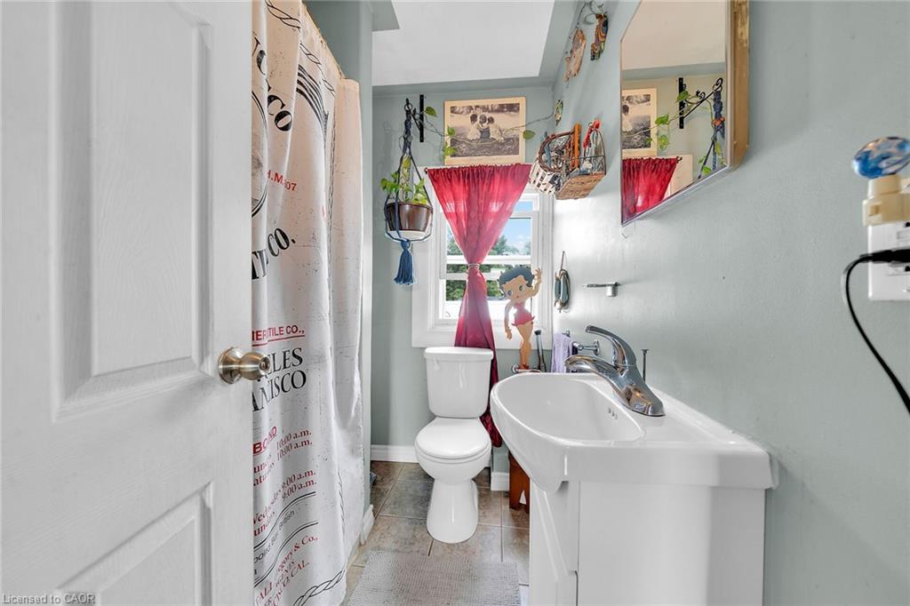 14 Potts Road Property Photo 34