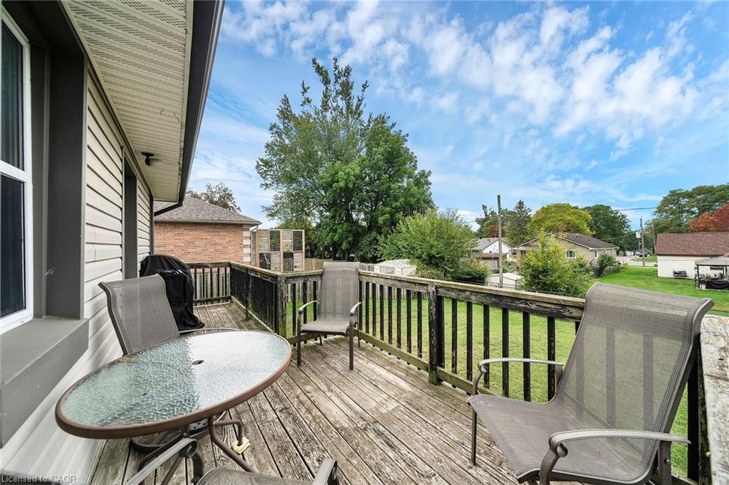 14 Potts Road Property Photo 38