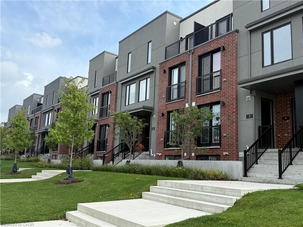 8-99 Roger Street Property Photo 1