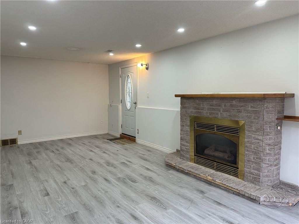 417 Bankside Crescent Property Photo 4