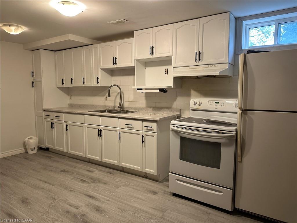 417 Bankside Crescent Property Photo 10