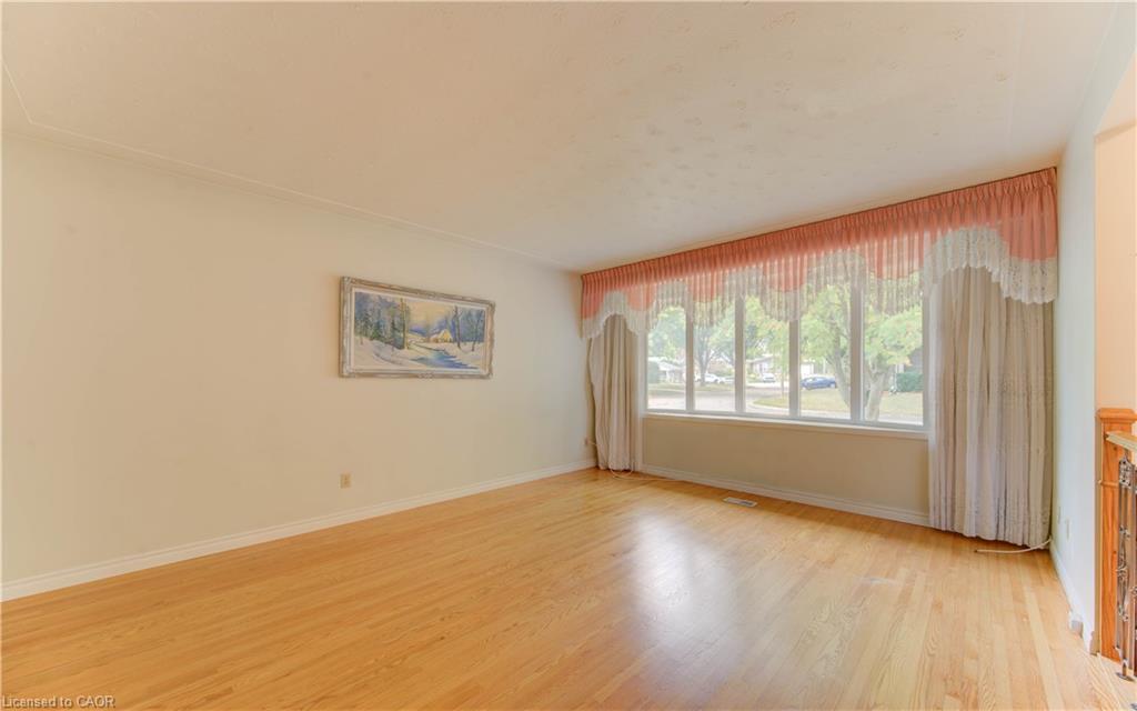 269 Grangewood Court Property Photo 6