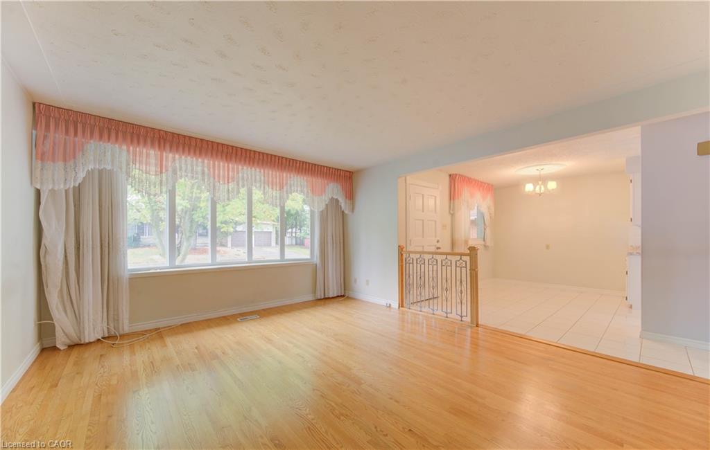 269 Grangewood Court Property Photo 7