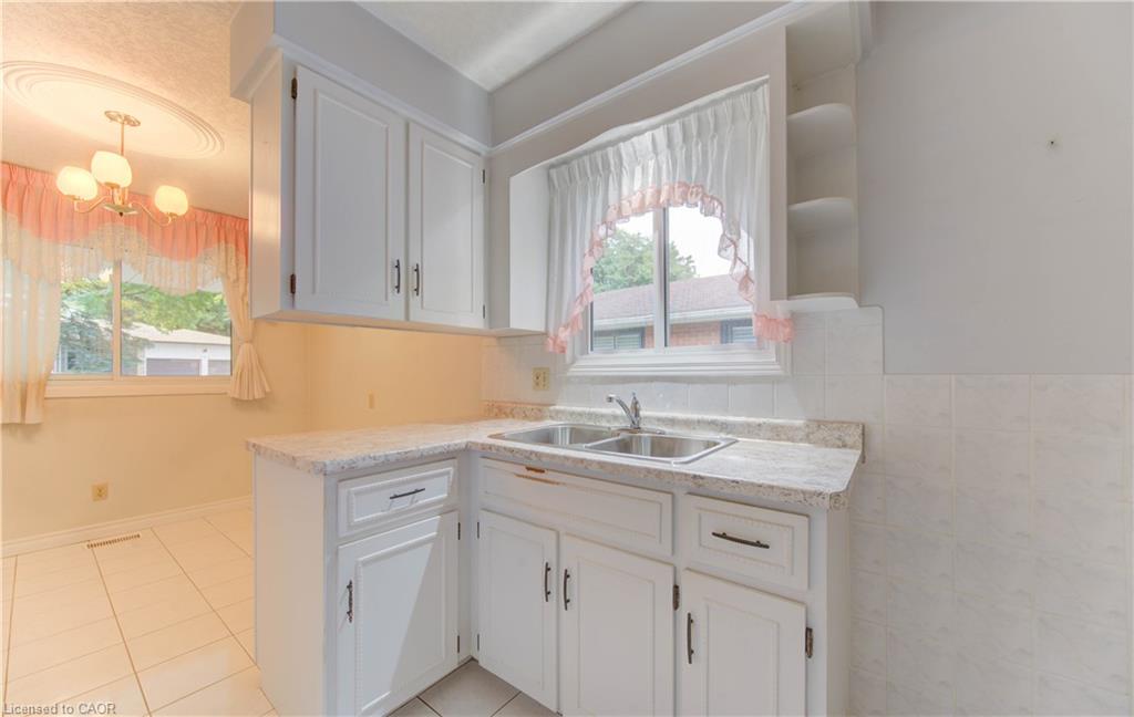 269 Grangewood Court Property Photo 15