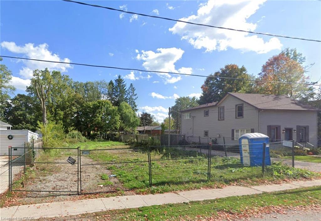 164 Catherine Street Property Photo 2