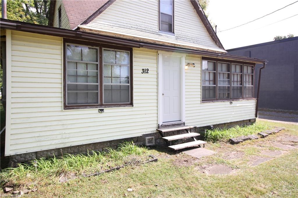 312 Ridgeway Road Property Photo 4