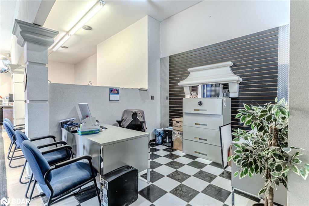 8420 Highway 11 S Property Photo 6