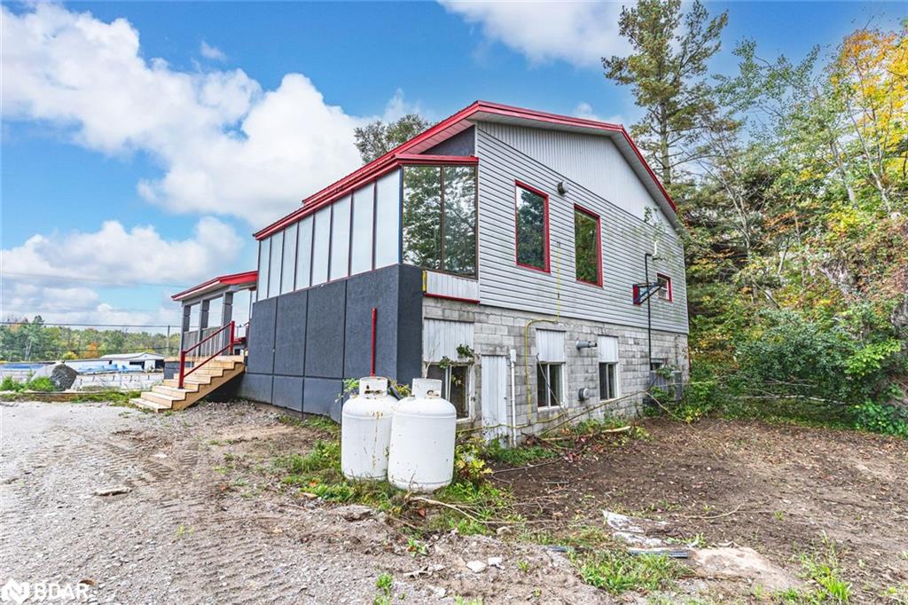 8420 Highway 11 S Property Photo 11