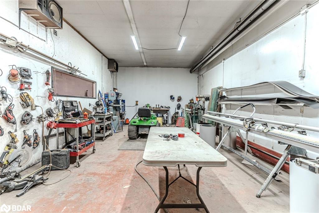 8420 Highway 11 S Property Photo 14