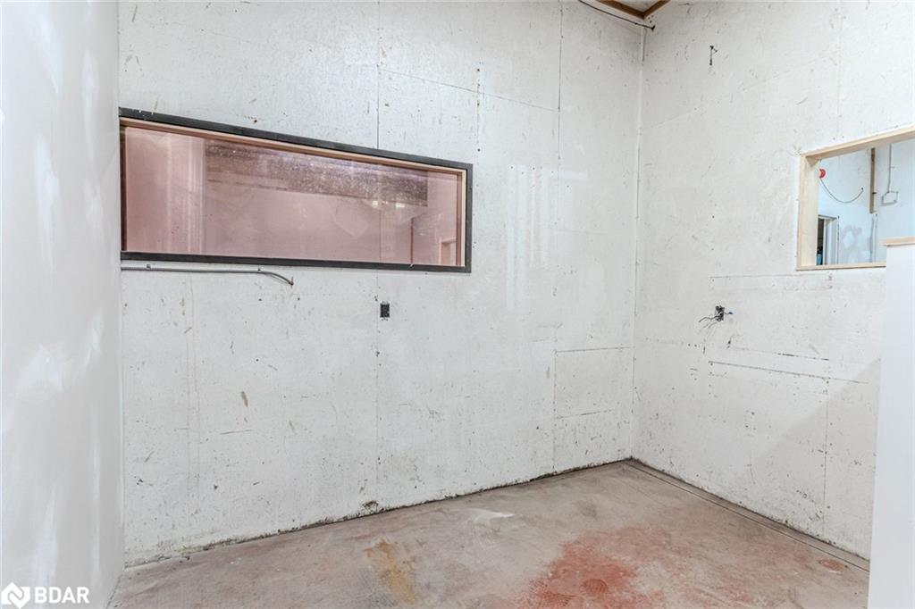 8420 Highway 11 S Property Photo 16