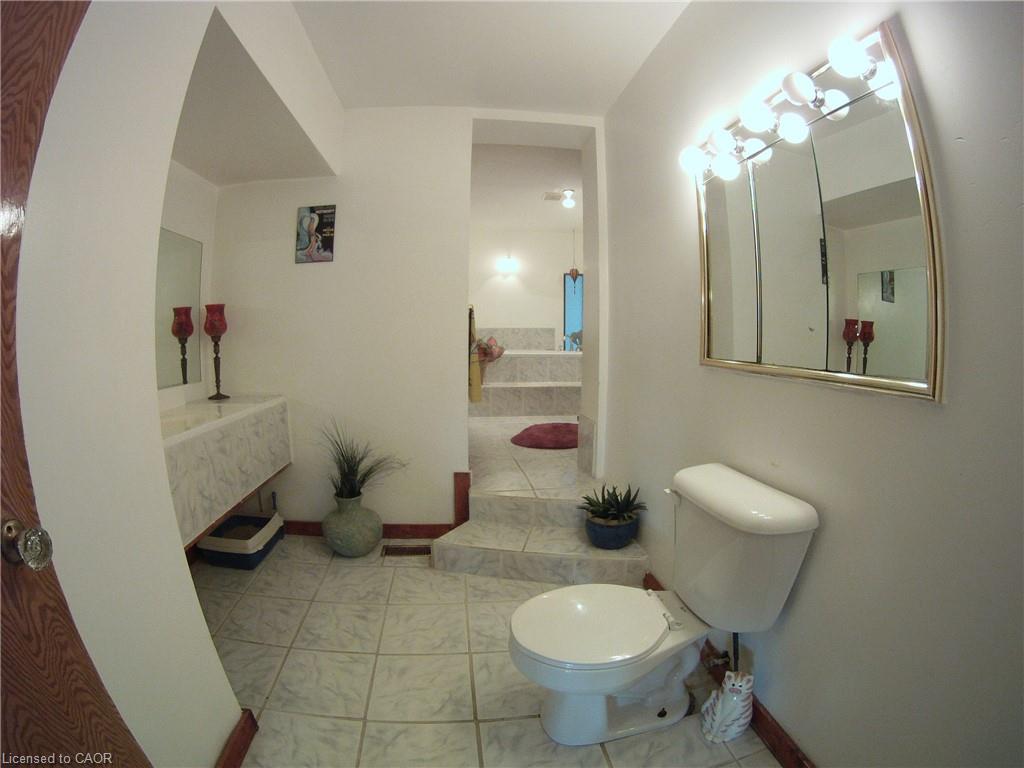 160 Erb Street E Property Photo 8