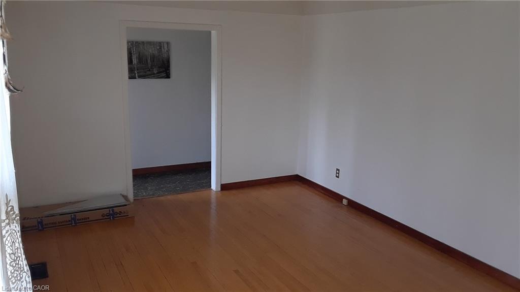 160 Erb Street E Property Photo 11