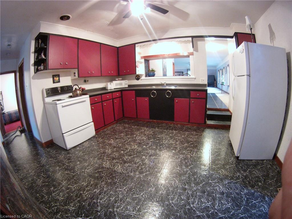 160 Erb Street E Property Photo 13