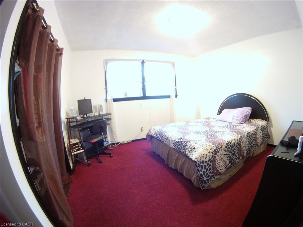 160 Erb Street E Property Photo 14