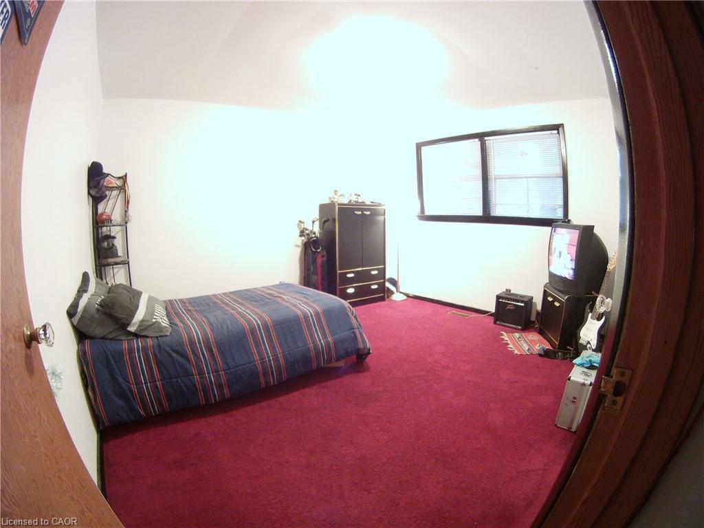 160 Erb Street E Property Photo 15