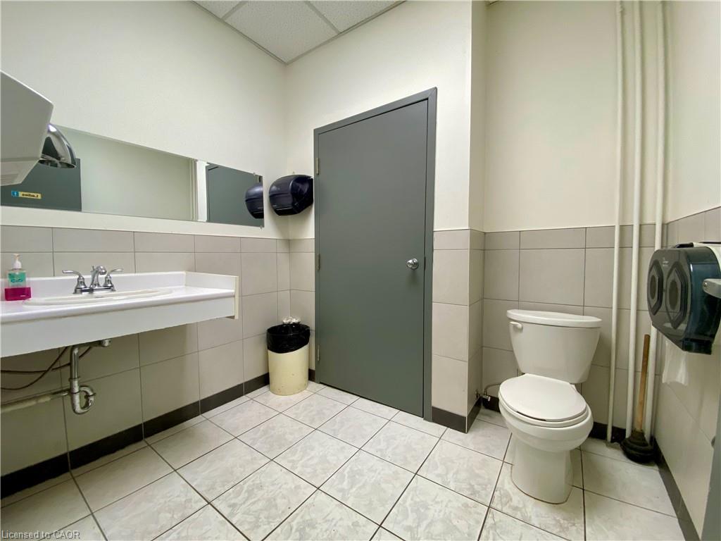 34 James Street S Property Photo 10