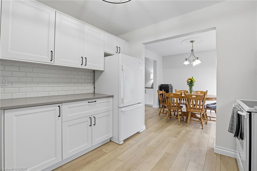 119 Oak Street Property Photo 7