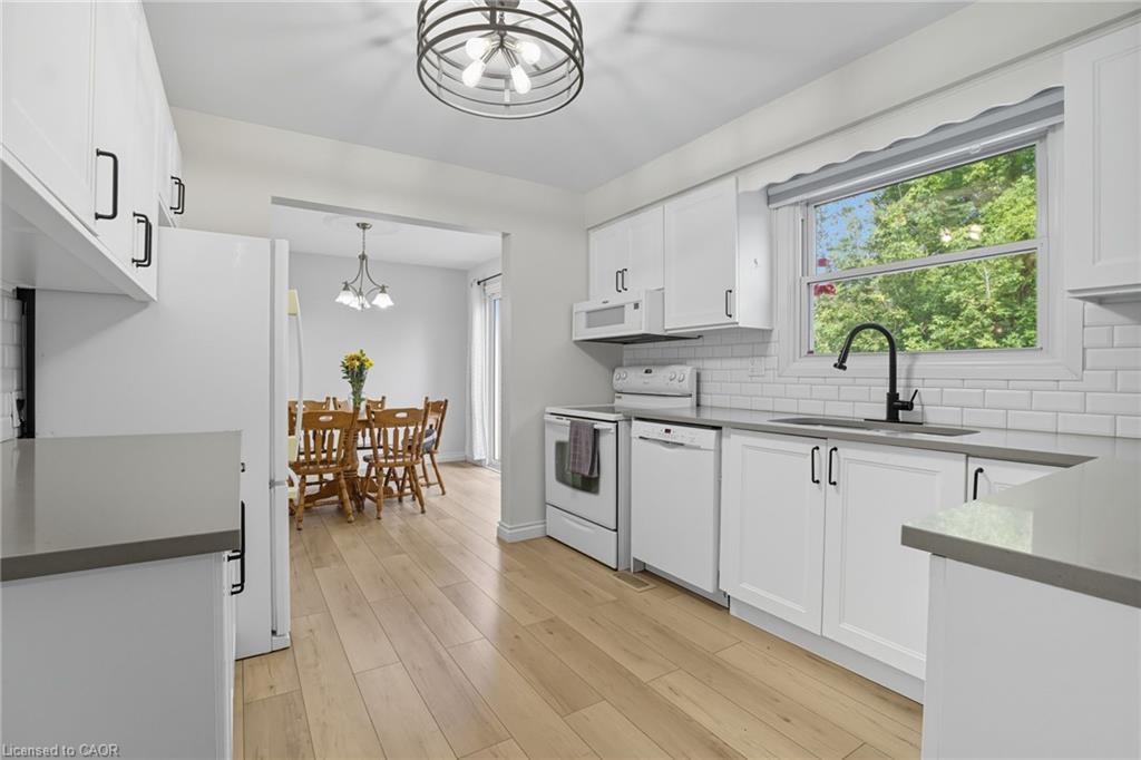 119 Oak Street Property Photo 8