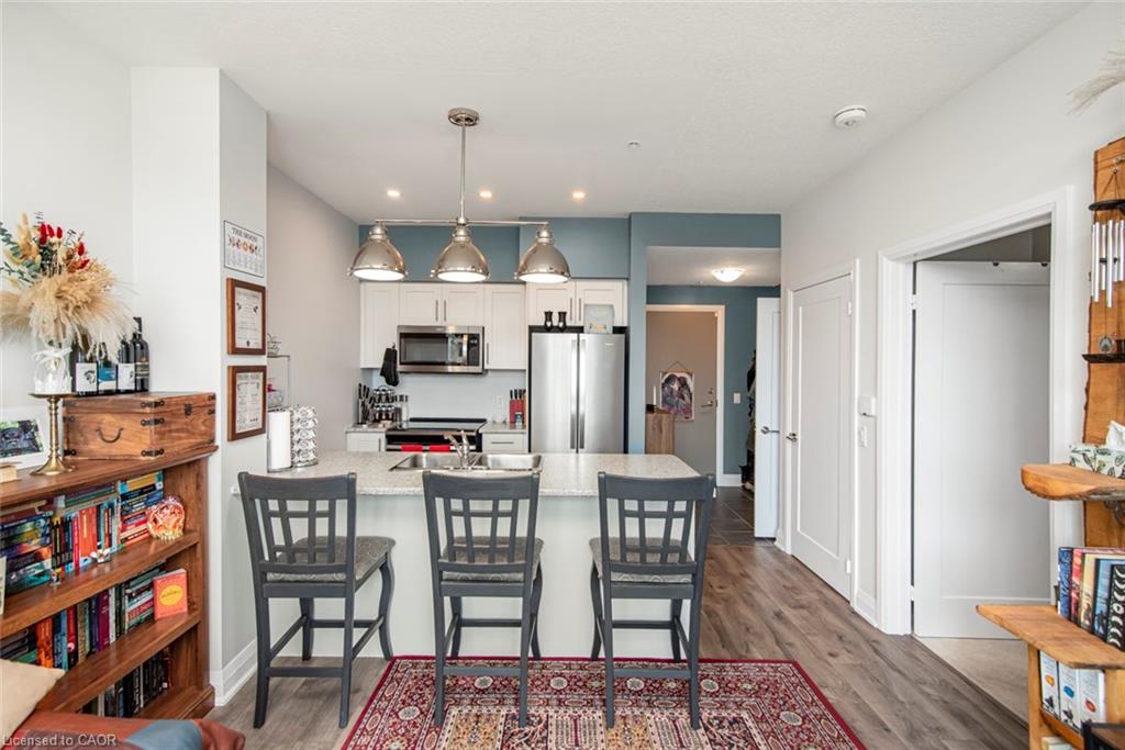 120-16 Concord Place Property Photo 17